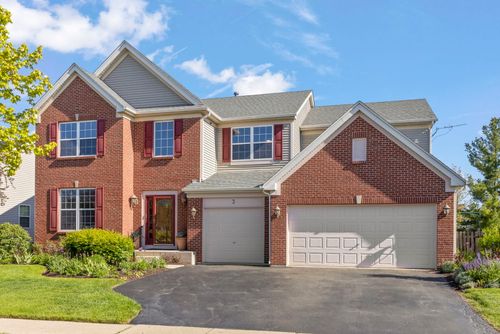 3 E Ellington Court, South Elgin, IL, 60177 | Card Image