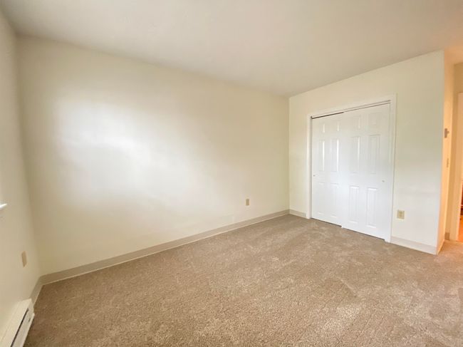 APT-13 - 11 Railroad Ave, Condo with 2 bedrooms, 1 bathrooms and null parking in Derry NH | Image 21