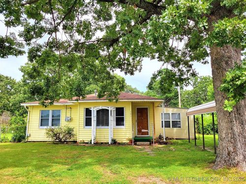 701 S Cedar St, Tahlequah, OK, 74464-5166 | Card Image