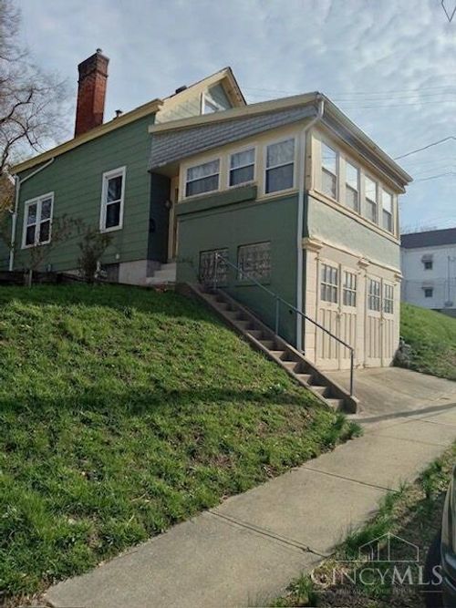 218 Washington Ave, Saint Bernard, OH, 45217-1320 | Card Image