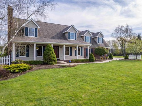 202 Donna Mae, Leonard, MI, 48367-4210 | Card Image