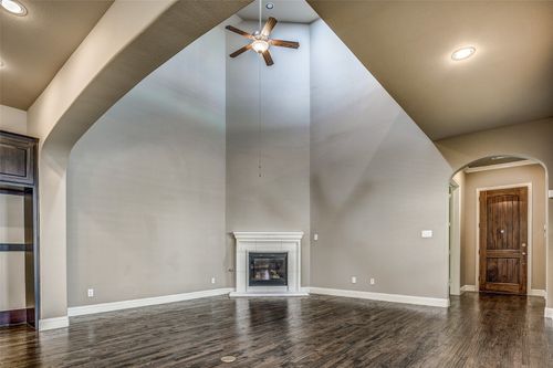534 Evergreen Dr, Coppell, TX, 75019-7924 | Card Image
