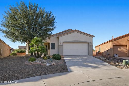 501 N Michelangelo Drive, Green Valley, AZ, 85614 | Card Image