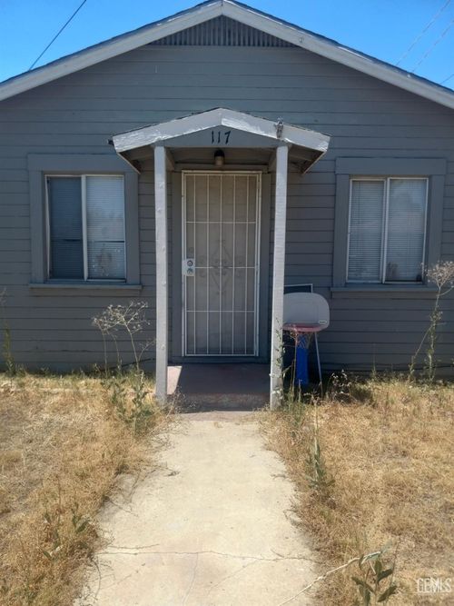 117 Harris Dr, Bakersfield, CA, 93308-4622 | Card Image