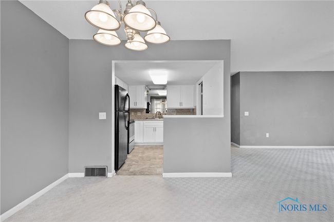 APT-4 - 5431 Cresthaven Ln, Condo with 2 bedrooms, 2 bathrooms and 2 parking in Toledo OH | Image 8