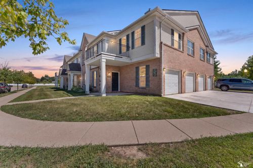 23659 Northstone Village Dr, Taylor, MI, 48180-7814 | Card Image