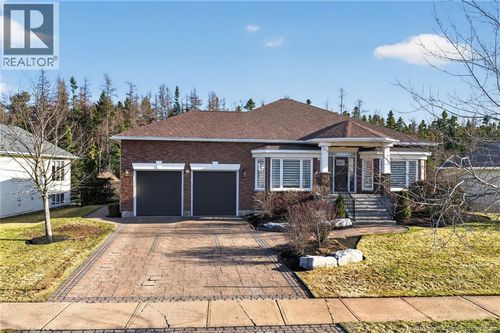 60 Royal Oaks Blvd, Moncton, NB, E1H3P2 | Card Image