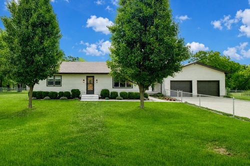 9570 Helton Dr, Franklin, OH, 45005-1002 | Card Image