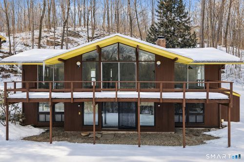 304 Olmstead Hill Rd, Wilton, CT, 06897-2107 | Card Image