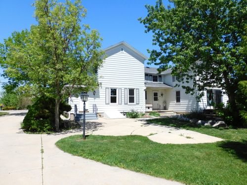 4501 W 5 Mile Rd, Caledonia, WI, 53108-9708 | Card Image