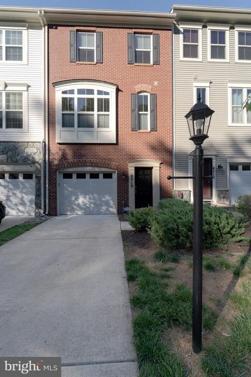 4713 Potomac Highlands Cir, TRIANGLE, VA, 22172-1794 | Card Image