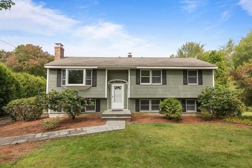 7 Rockpoint Rd, Southborough, MA, 01772-1732 | Card Image