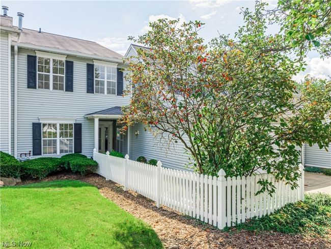 View of front of house featuring a front lawn | Image 35