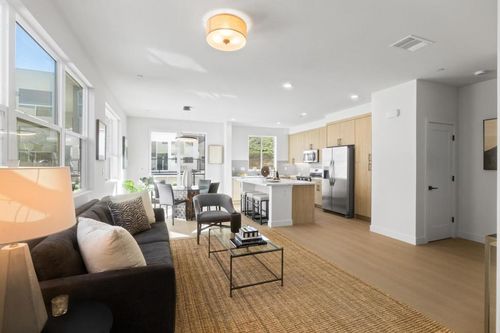 837-837 Fassler Ave, Pacifica, CA, 94044-3664 | Card Image