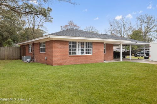 6321 Chaucer Drive, Ocean Springs, MS, 39564 | Card Image