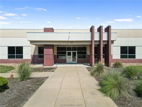 3101 University Dr E, Bryan, TX, 77802-3473 | Card Image