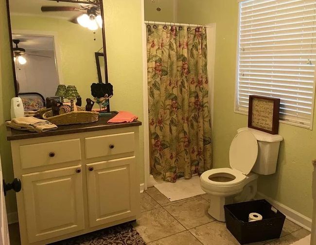 2074 Hwy 98 W, House other with 4 bedrooms, 3 bathrooms and 6 parking in Carrabelle FL | Image 49