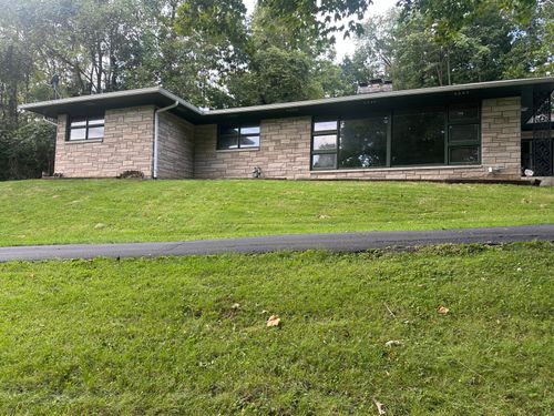 2750 Redwood Dr, Springfield, OH, 45504-3920 | Card Image