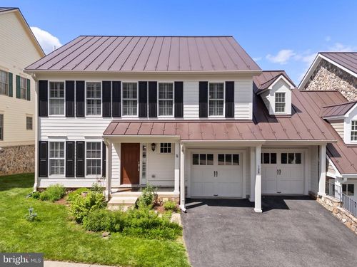 128 N Jay St, Middleburg, VA, 20117-2660 | Card Image