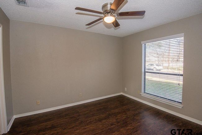 5907 Hollytree Dr, Townhouse with 2 bedrooms, 2 bathrooms and null parking in Tyler TX | Image 15