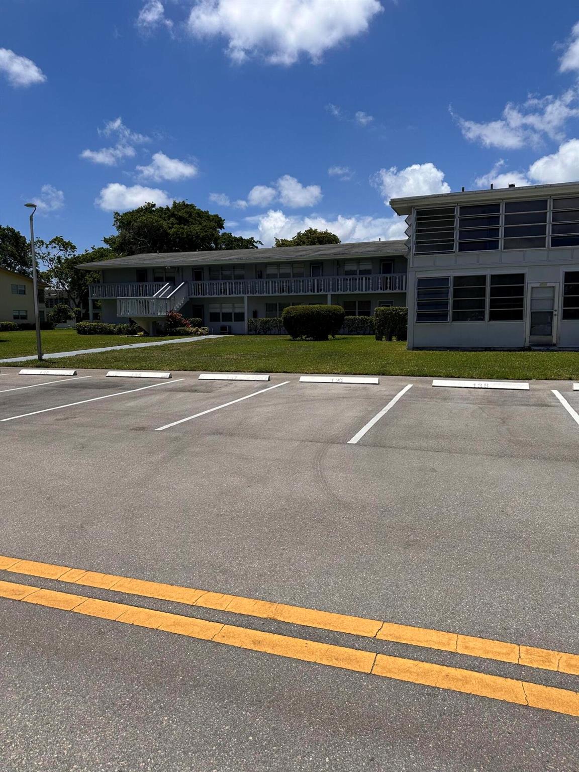 Upminster F , Deerfield Beach, FL 33442