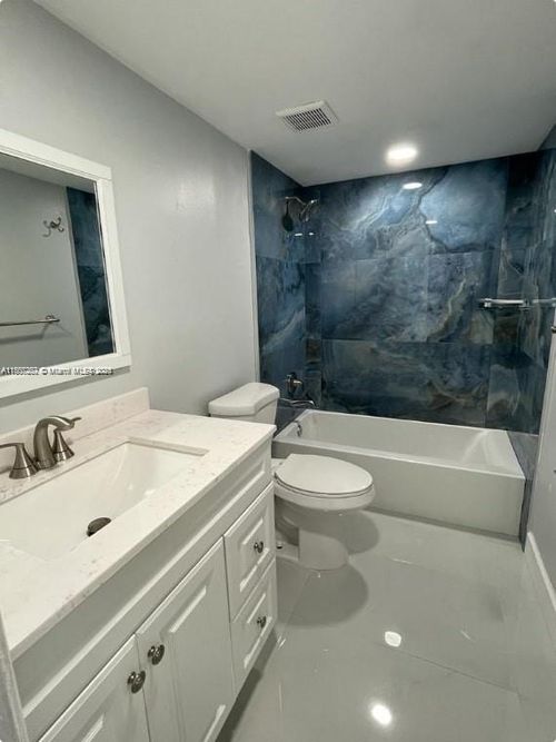apt-d3008-17500 Nw 68th Ave, Hialeah, FL, 33015-4044 | Card Image