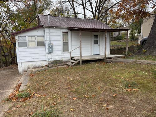 504 W Maddux St, Branson, MO, 65616-2821 | Card Image