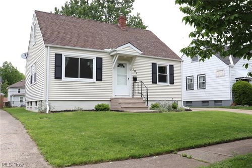181 John St, Bedford, OH, 44146-4555 | Card Image