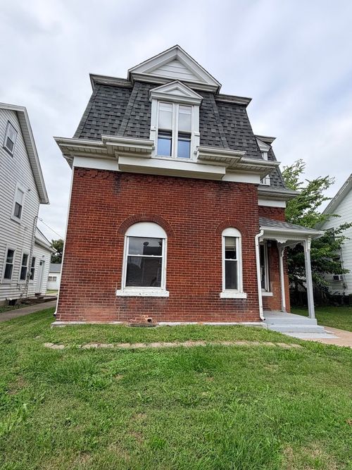 1522 W 13th St, Davenport, IA, 52804-4039 | Card Image