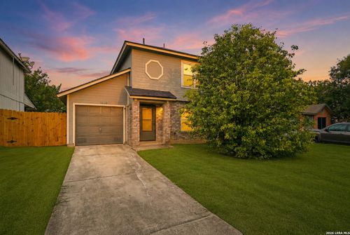 10115 Paddlefish Crk, San Antonio, TX, 78245-2830 | Card Image