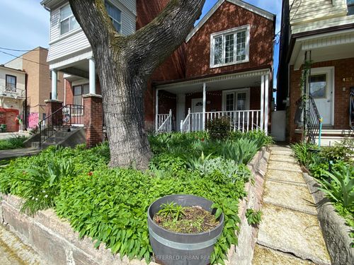main-429 Ossington Ave, Toronto, ON, M6J3A6 | Card Image