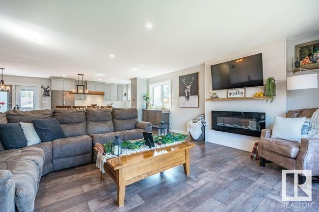 189 Willow Dr, House other with 5 bedrooms, 3 bathrooms and null parking in Wetaskiwin AB | Image 27