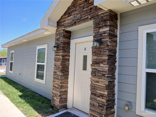 605 W Cypress Avenue, La Feria, TX, 78559 | Card Image