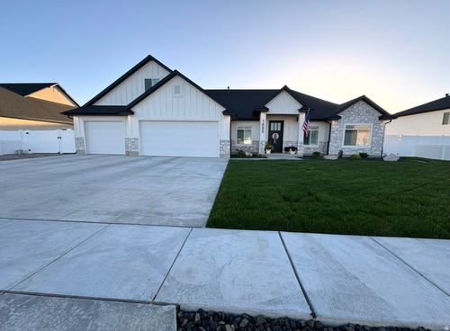 1895 N 4100 W, Plain City, UT, 84404-8094 | Card Image