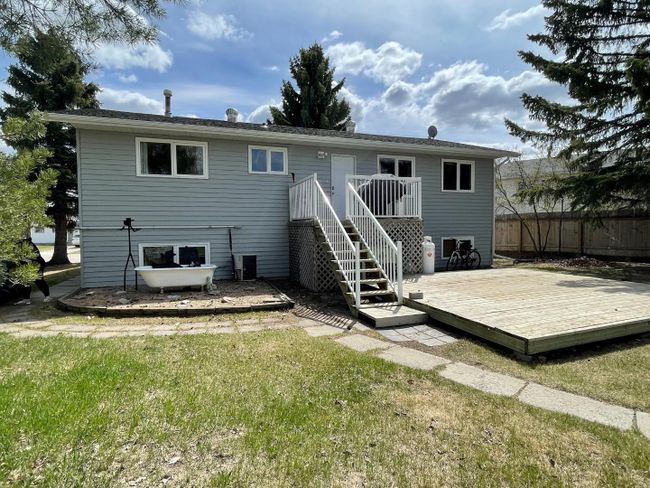 4432 56 Avenue, Home with 5 bedrooms, 2 bathrooms and 4 parking in Provost AB | Image 17