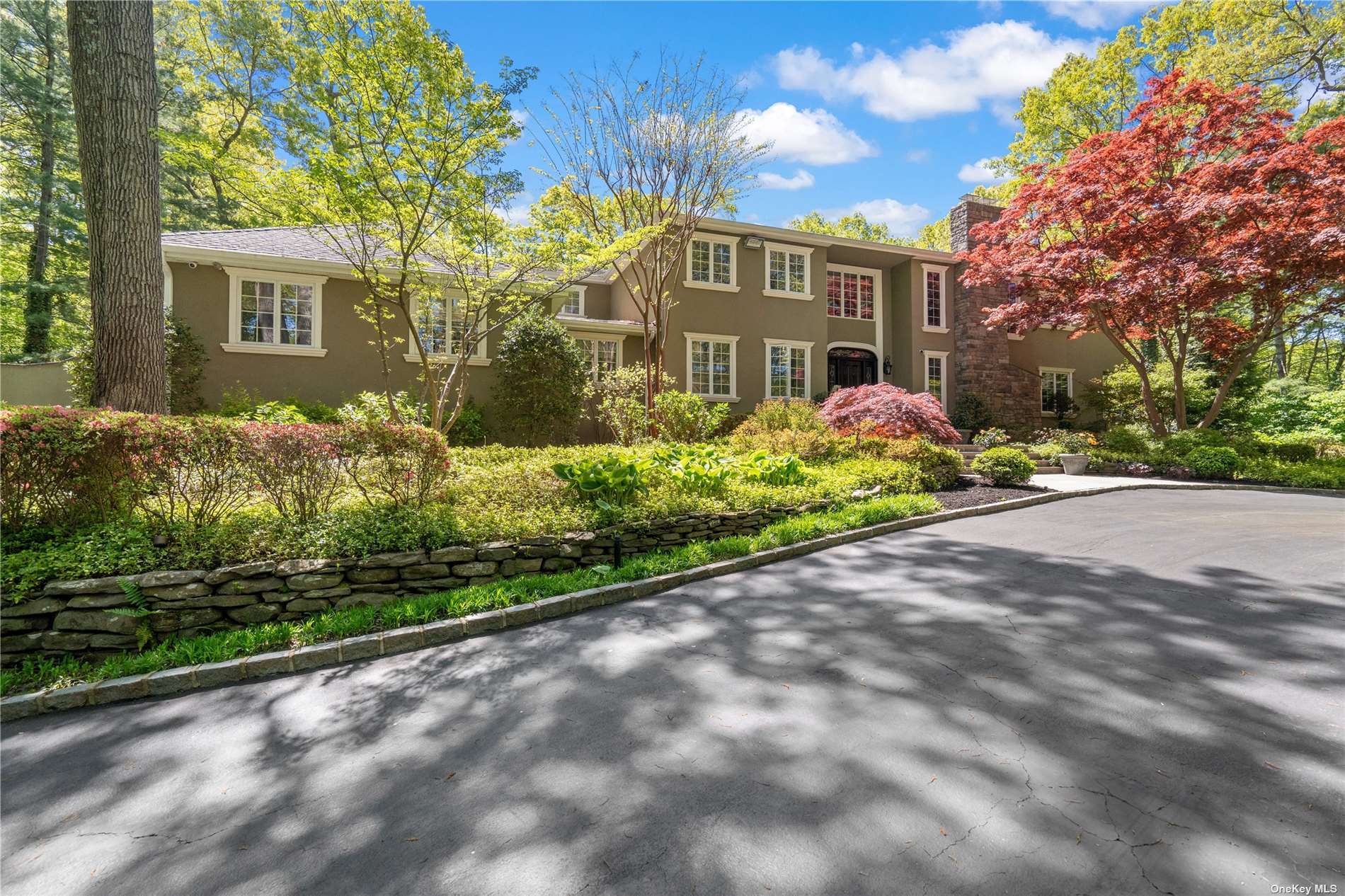 Sherwood Gate , Oyster Bay, NY 11771