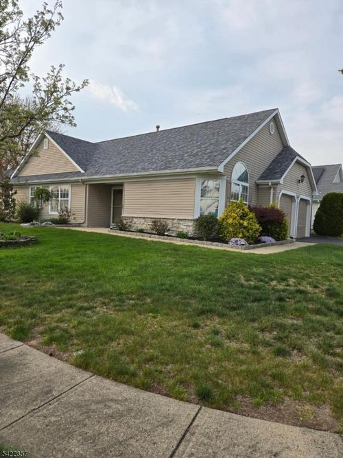 3276 Springer Ln, Toms River, NJ, 08755-2314 | Card Image