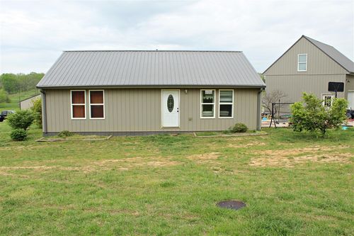 3164 Meador Port Oliver Rd, Scottsville, KY, 42164-9439 | Card Image