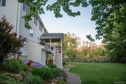 55 Regent Rd, Warwick, NY, 10990-3484 | Card Image
