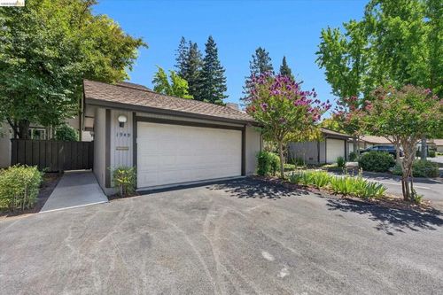 1949 Countrywood Ct, Walnut Creek, CA, 94598-1015 | Card Image