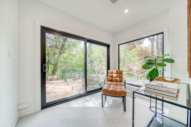 16 Duncannon Dr, House other with 5 bedrooms, 5 bathrooms and 4 parking in Toronto ON | Image 12