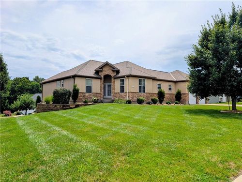 1407 Bearcreek Cir, Warrensburg, MO, 64093-9000 | Card Image