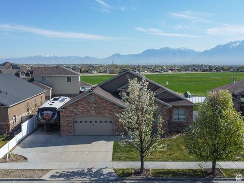 12339 S Black Foot St, Riverton, UT, 84096-2480 | Card Image