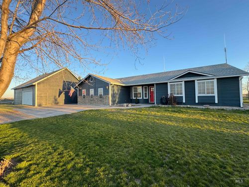 3301 Sw Smith Rd, Mountain Home, ID, 83647-6327 | Card Image