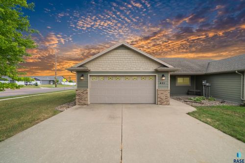 401 Cypress Cir Circle, Harrisburg, SD, 57032 | Card Image