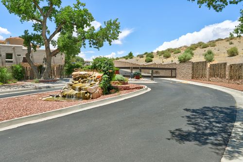 922 Nicholas Ct, Bernalillo, NM, 87004-6274 | Card Image
