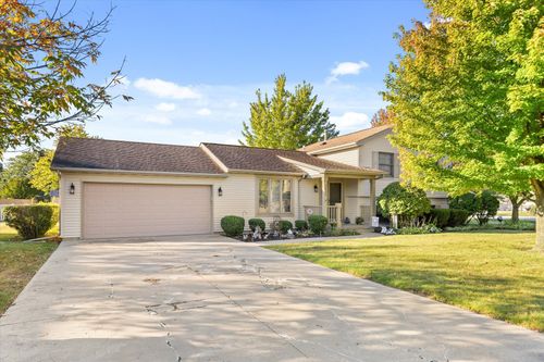 2636 Little Bluestem Rd, Morris, IL, 60450-7627 | Card Image