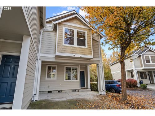 1195 Ne 86th Way, Hillsboro, OR, 97006-6684 | Card Image