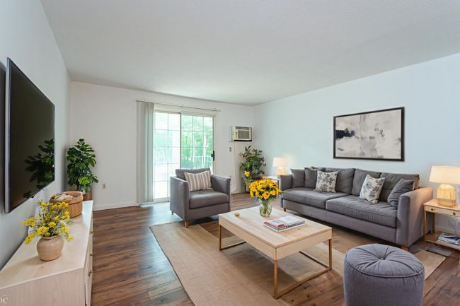 APT-24 - 5 Autumn Leaf Dr, Condo with 2 bedrooms, 1 bathrooms and null parking in Nashua NH | Image 11