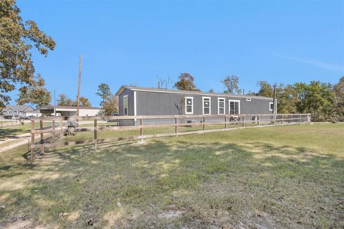 622 Lake Shore Dr, Trinity, TX, 75862-5229 | Card Image